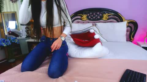 avaaaddamss online show from 11/21/25, 10:03