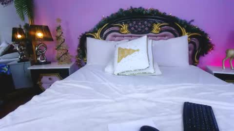 avaaaddamss online show from 12/17/25, 10:10