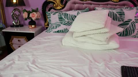 avaaaddamss online show from 04/07/26, 09:10