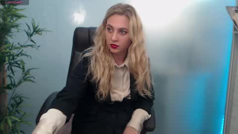    online show from 03/01/25, 07:41