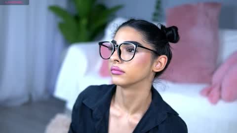 Ava online show from 03/29/26, 06:19