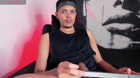 Snapshot of avaggi chatting on 09/12/25, 10:43 Avaggi online show from 09/12/25, 10:43