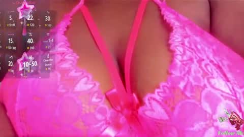 Snapshot of avajamess_ chatting on 06/19/26, 02:32 EVA online show from 06/19/26, 02:32