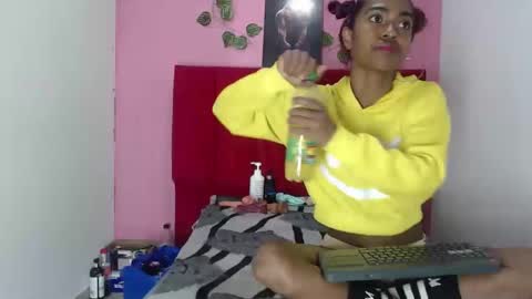 Snapshot of avalericherrycm101 chatting on 02/24/25, 03:02 avalericherrycm101 online show from 02/24/25, 03:02