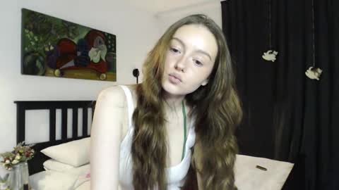 avani__gregg online show from 11/28/25, 12:08