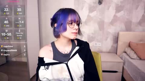 Snapshot of avaobierne chatting on 11/28/25, 06:54 avaobierne online show from 11/28/25, 06:54