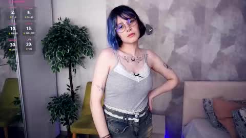 avaobierne online show from 12/16/25, 07:19