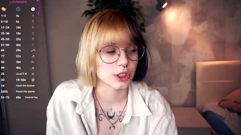 avaobierne online show from 02/14/26, 06:15