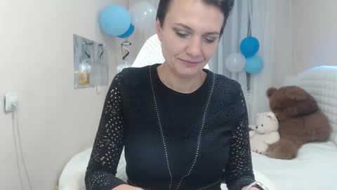 avasaturnian online show from 09/30/25, 12:10