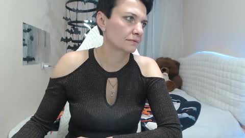 avasaturnian online show from 10/10/25, 01:21