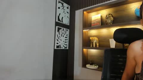 avawhiite online show from 09/13/25, 07:35