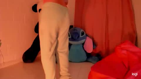 Valery -- online show from 12/22/24, 03:55