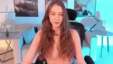 Avie online show from 01/05/25, 03:45