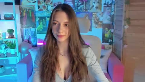 Avie online show from 01/07/25, 06:14