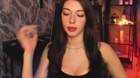 Avie online show from 10/28/25, 07:27