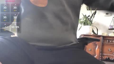 Snapshot of average_stag chatting on 02/24/26, 05:22 average_stag online show from 02/24/26, 05:22