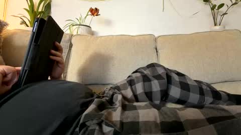 Snapshot of average_stag chatting on 03/23/26, 04:44 average_stag online show from 03/23/26, 04:44