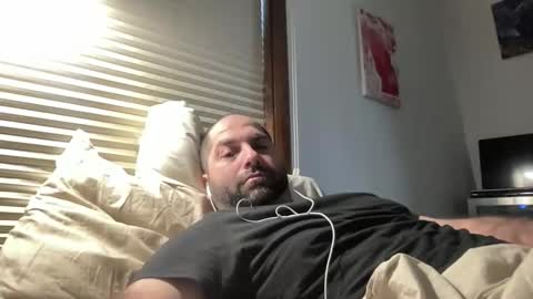 Snapshot of averagejoe345977 chatting on 02/03/26, 06:13 averagejoe345977 online show from 02/03/26, 06:13