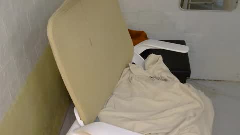 Rhian online show from 09/12/25, 02:11