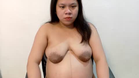 avery_7 online show from 12/18/25, 04:18