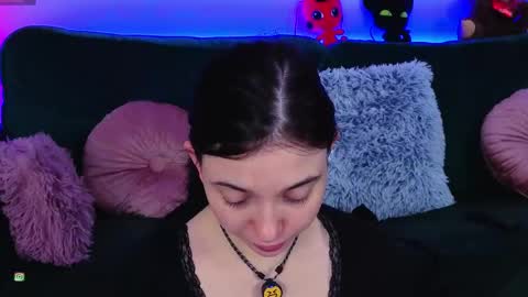 AveryWillow online show from 04/05/26, 12:30