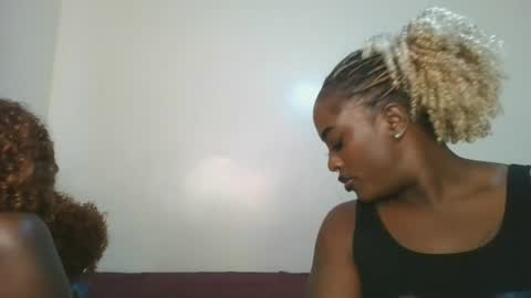 avian_babe1 online show from 07/23/26, 02:04