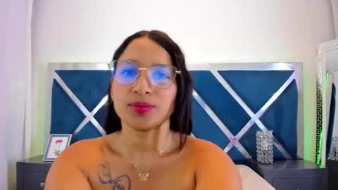 Hot Avie online show from 03/16/26, 08:24