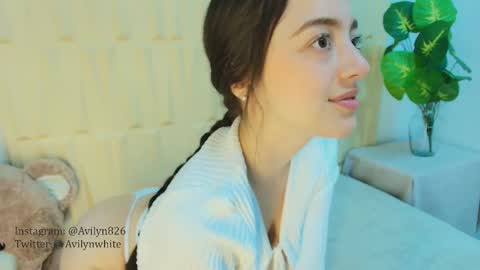 Avilyn online show from 02/21/26, 04:19