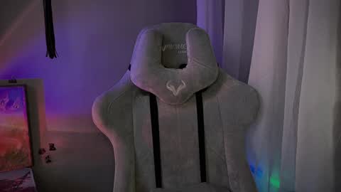 Snapshot of aviva_faith chatting on 01/30/25, 10:19 Aviva online show from 01/30/25, 10:19