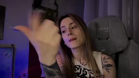 Snapshot of aviva_faith chatting on 02/13/25, 10:22 Aviva online show from 02/13/25, 10:22