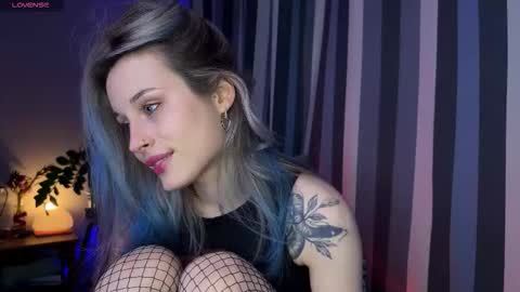 Snapshot of aviva_faith chatting on 10/04/25, 05:55 Aviva online show from 10/04/25, 05:55