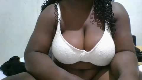 avril254 online show from 01/11/26, 02:11