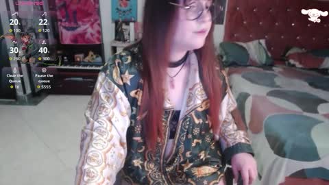 Snapshot of avril2809 chatting on 10/03/25, 02:41 Abril online show from 10/03/25, 02:41