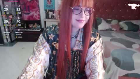 Snapshot of avril2809 chatting on 10/19/25, 03:40 Abril online show from 10/19/25, 03:40