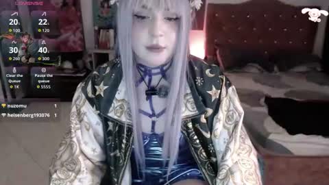 Snapshot of avril2809 chatting on 06/19/26, 07:12 Abril online show from 06/19/26, 07:12