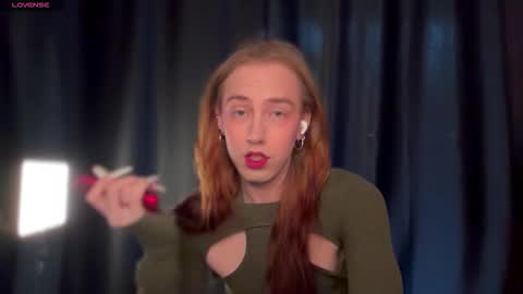 avril_pearly_ online show from 02/18/26, 11:28