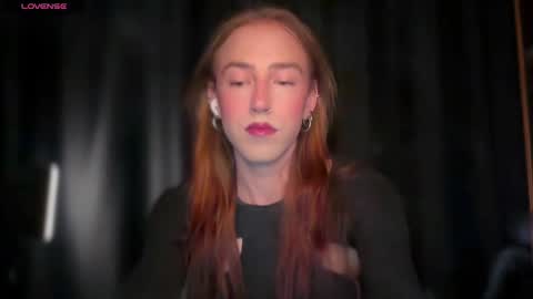 Snapshot of avril_pearly_ chatting on 06/06/26, 11:04 avril_pearly_ online show from 06/06/26, 11:04