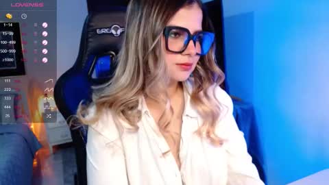 Avrill Morgan online show from 10/31/25, 07:59