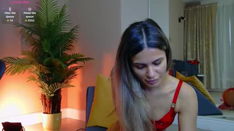 AVRILL CYRUX online show from 02/14/26, 06:54