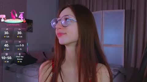 Avril online show from 11/15/25, 09:11