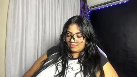 avrilrizox online show from 04/17/26, 06:05