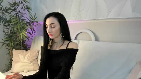 Snapshot of avrora_mars chatting on 04/22/26, 09:11 Avrora online show from 04/22/26, 09:11