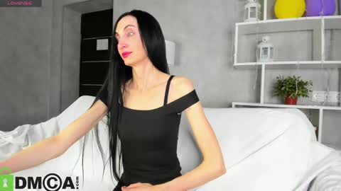 Snapshot of avrora_mars chatting on 04/24/26, 02:14 Avrora online show from 04/24/26, 02:14