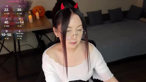 Avrora online show from 10/29/25, 02:08