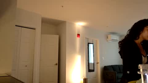 Avaia online show from 02/18/26, 07:54