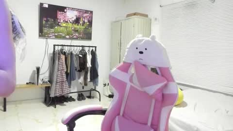 Snapshot of awa_katy chatting on 02/07/25, 11:55 katy online show from 02/07/25, 11:55