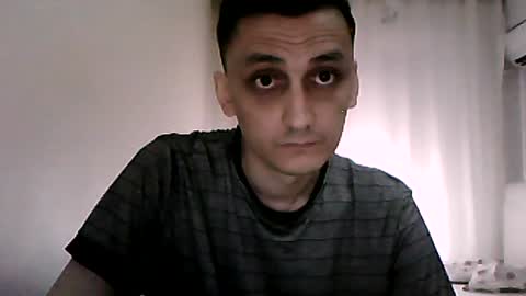 Snapshot of awesenheit chatting on 06/17/26, 10:39 awesenheit online show from 06/17/26, 10:39