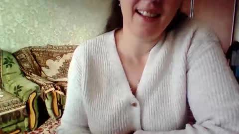 awesomeladyy online show from 10/31/25, 08:15