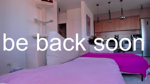 Awgustina online show from 04/11/26, 09:24