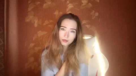 Awora Wolf online show from 09/18/25, 08:27